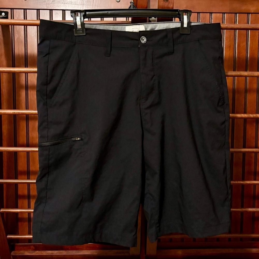 Weatherproof Men's Black Cargo Shorts